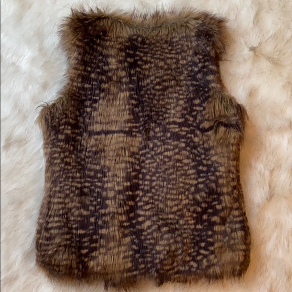Massimo Faux Fur Vest - Picture 3 of 3